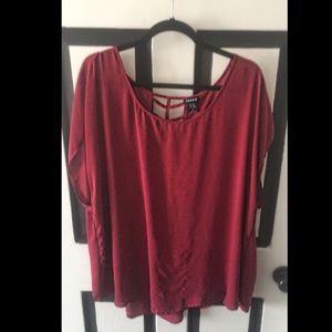 Torrid Red Top